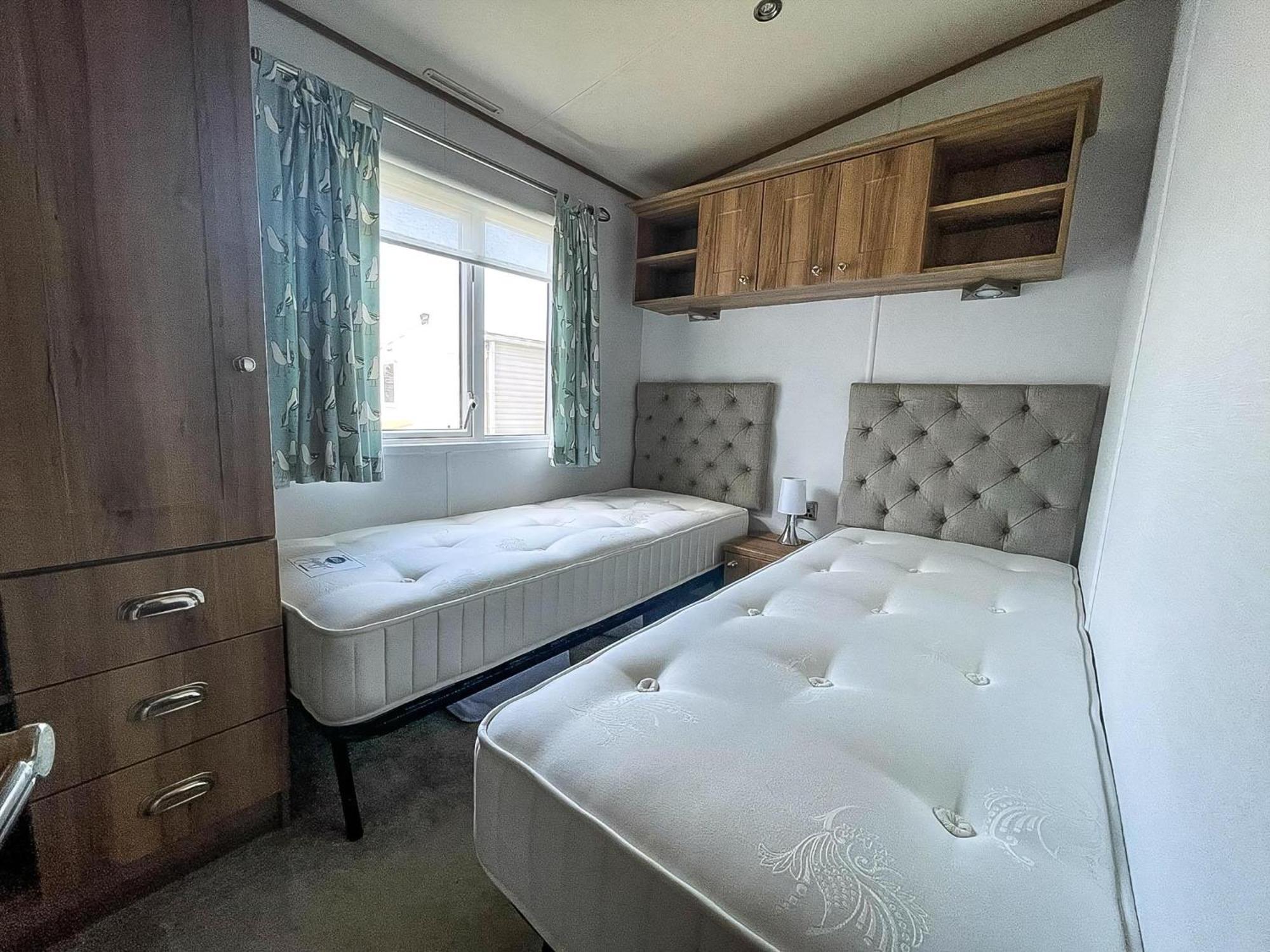 Beautiful Caravan With Decking At Carlton Meres Holiday Park, Suffolk Ref 60022M Saxmundham Exteriér fotografie